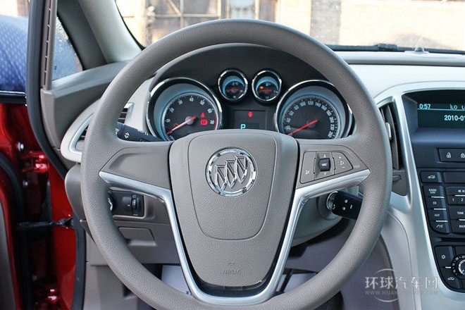 2013款 1.6L 自動 舒適版