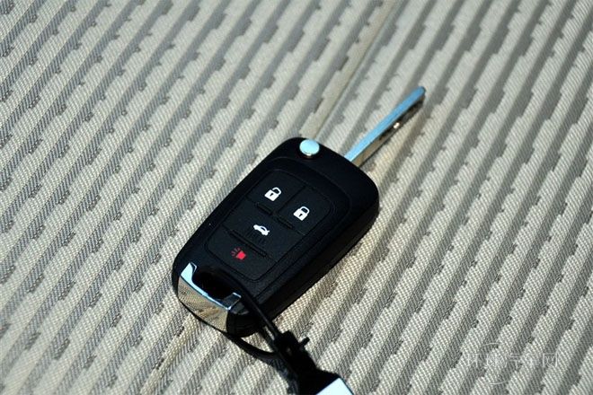 2014款 2.0L 自動(dòng) 領(lǐng)先時(shí)尚型