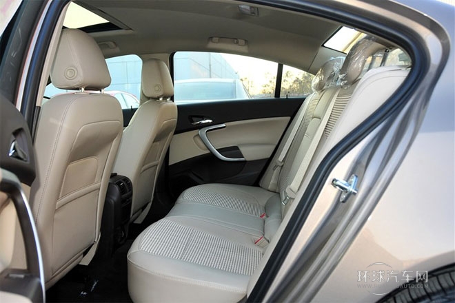 2014款 2.0L 自動 領先時尚型