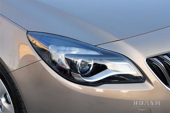 2014款 2.0L 自動 領先時尚型