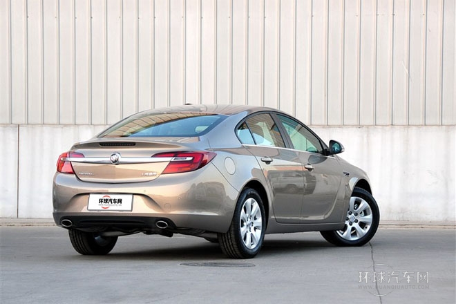 2014款 2.0L 自動 領(lǐng)先時尚型