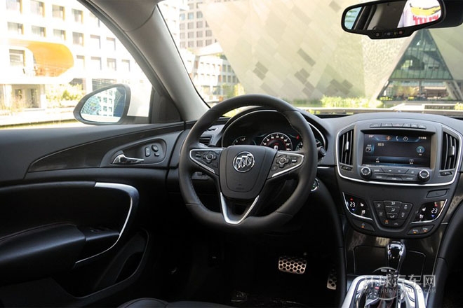 2014款 GS 2.0T 自動 縱情運動版