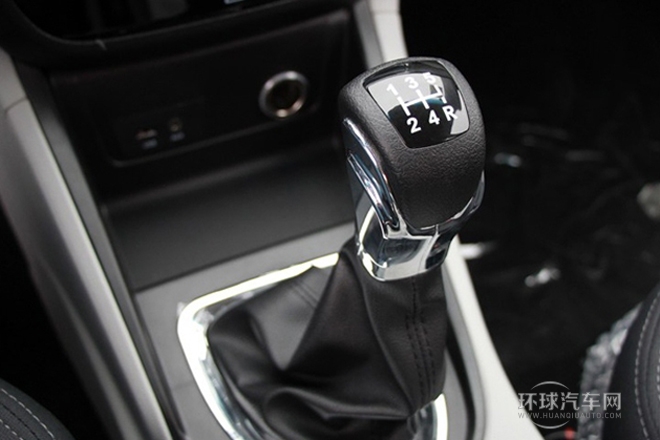 2014款 1.5L 手動豪華型