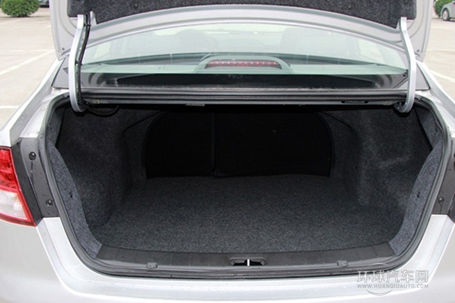 2014款 1.5L 手動(dòng)豪華型