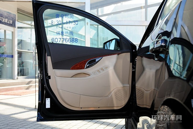 2012款 2.4L SIDI雅致版