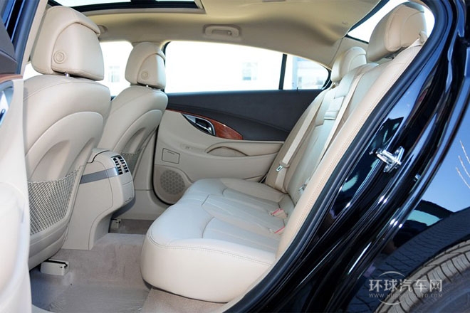 2012款 2.4L SIDI雅致版