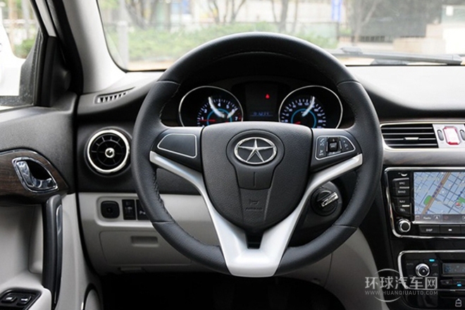 2014款 1.5L 手動(dòng)尊貴型