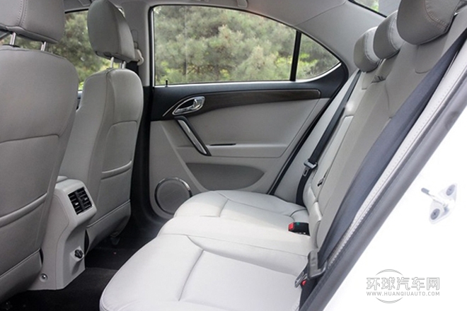 2014款 1.5L 手動尊貴型