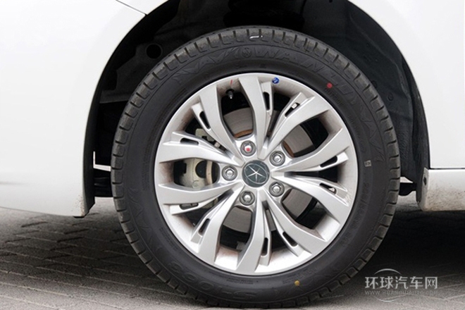 2014款 1.5L 手動尊貴型