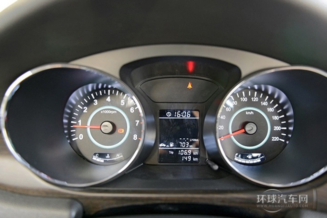 2014款 1.5L 手動尊逸型