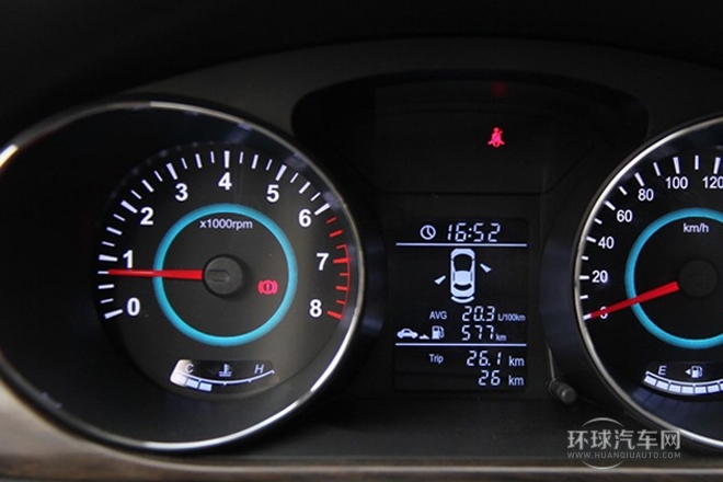 2014款 1.8L 自動尊逸型