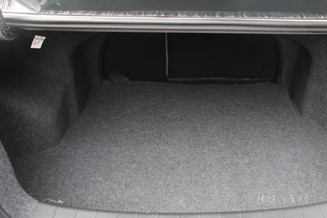 2014款 1.8L 自動尊逸型