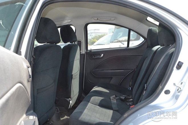 2014款 1.3L 手動(dòng)豪華型