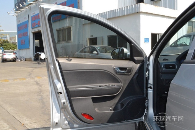 2014款 1.3L 手動豪華型