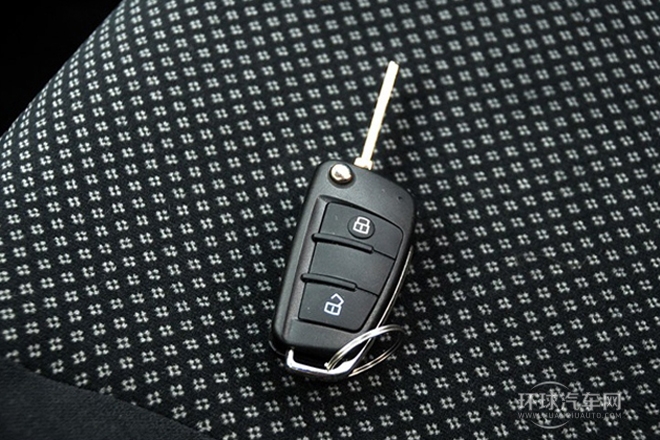 2014款 CROSS 1.3L 手動豪華型