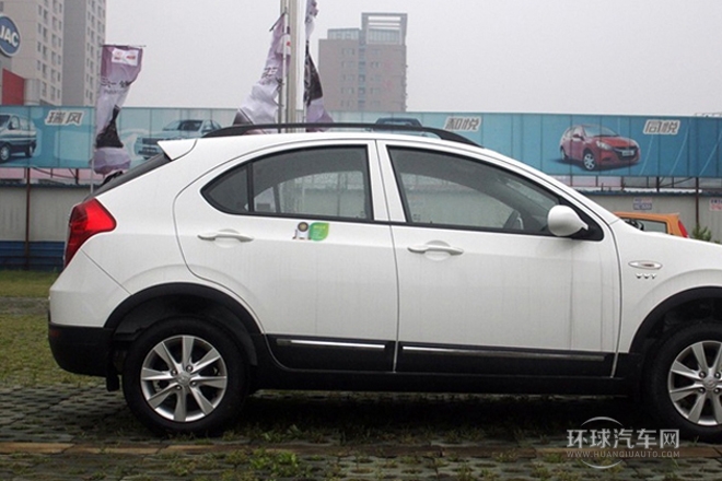 2014款 CROSS 1.3L 手動舒適型