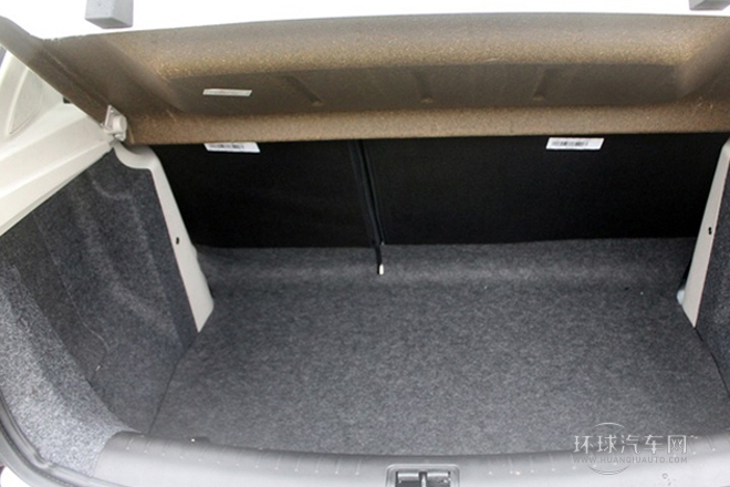 2014款 CROSS 1.3L 手動舒適型