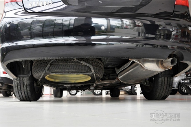 2009款 2.4 七座豪華版