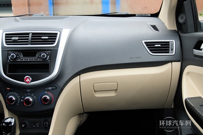 2013款 1.5L 手動(dòng)舒適型