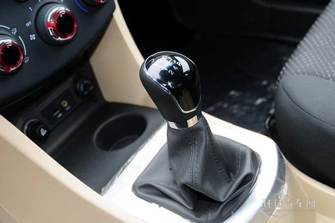 2013款 1.5L 手動舒適型