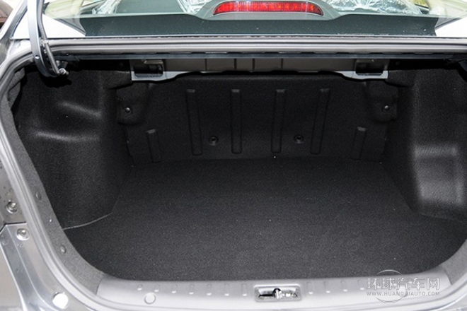 2013款 1.5L 手動舒適型