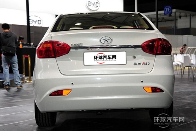 2013款 1.5L 手動尊貴型