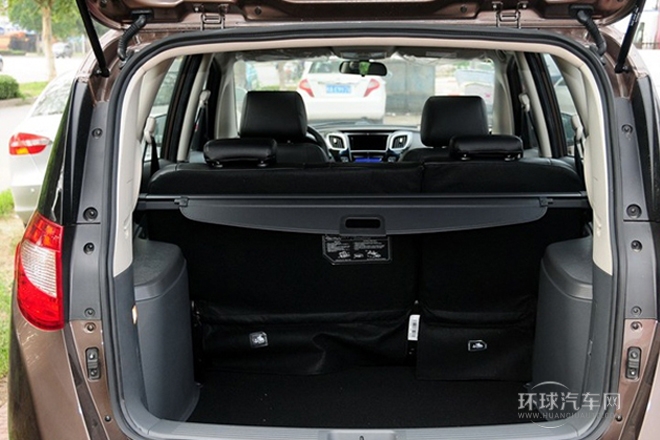 2013款 1.5L MT豪華型