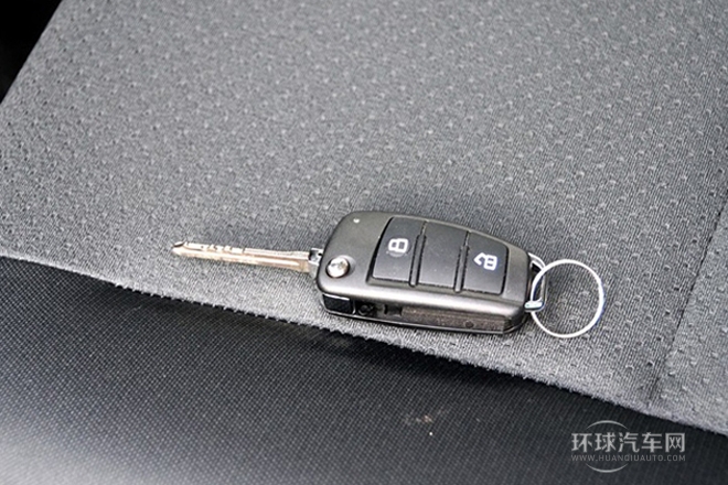 2013款 1.5L MT舒適型