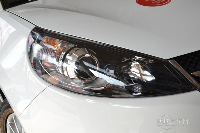 2013款 1.8L AT豪華型