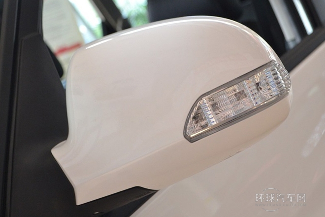 2013款 1.8L AT豪華型