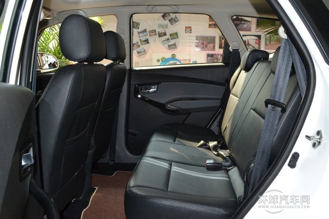 2013款 1.8L AT豪華型