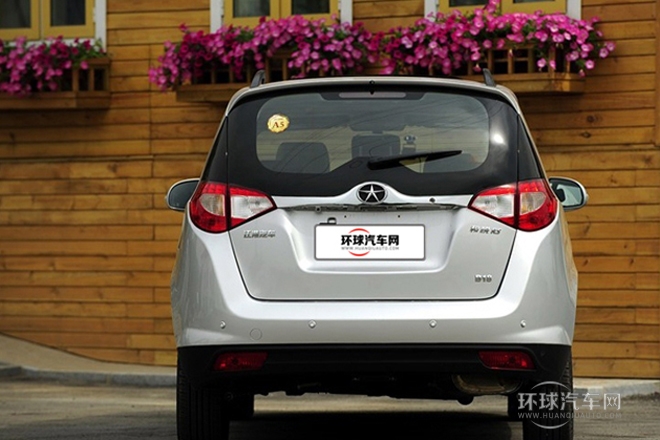 2013款 1.8L MT尊貴型