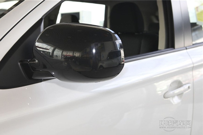 2013款 2.0L 兩驅運動導航版 5座