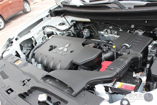 2013款 2.0L 四驅(qū)都市導(dǎo)航版 5座