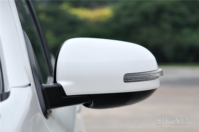 2013款 2.0L 四驅都市導航版 5座