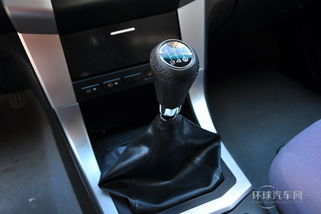 2014款 2.5T財運版長軸4B2-95C43