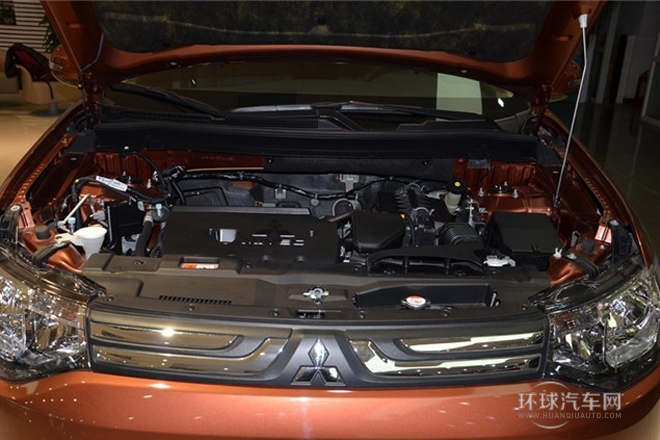 2013款 2.4L 四驅豪華導航版 7座