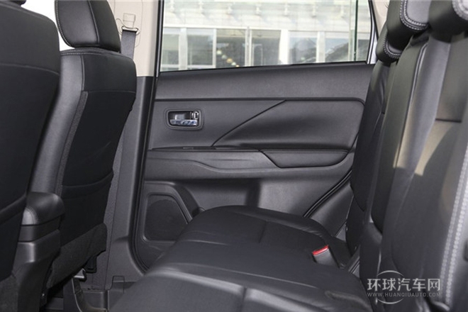 2013款 2.4L 四驅(qū)精英GT版 7座