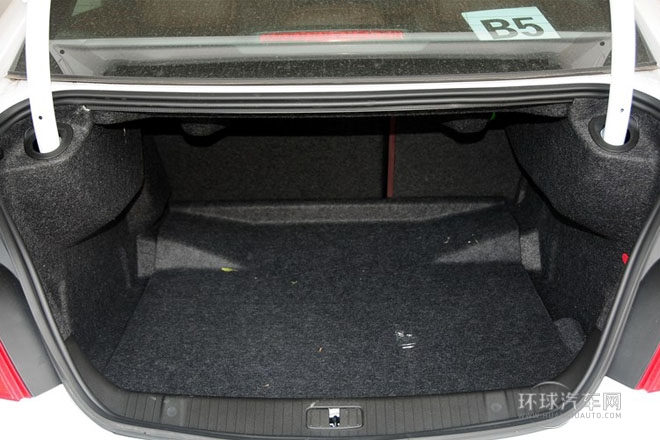 2013款 2.4L SIDI豪華舒適型