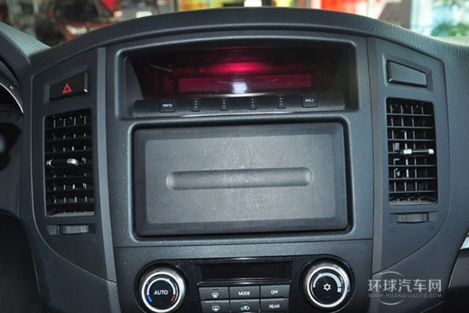 2012款 3.8L 三門炫酷版