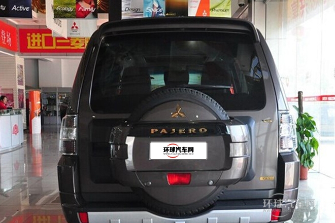 2012款 3.8L 三門炫酷版