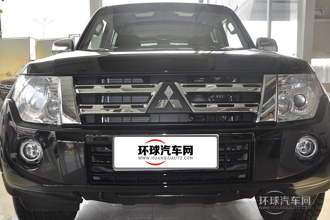 2012款 3.0L 豪華手動版