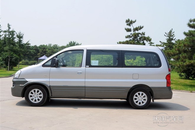 2011款 2.0L政采版 手動(dòng)豪華型