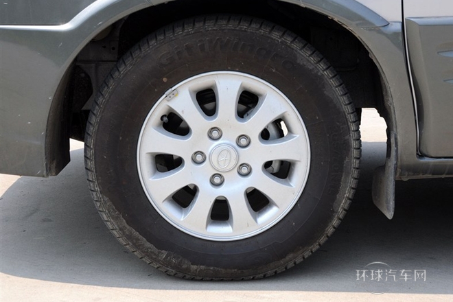 2011款 2.0L政采版 手動(dòng)豪華型