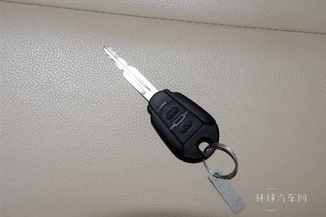 2011款 2.0L政采版 手動(dòng)豪華型