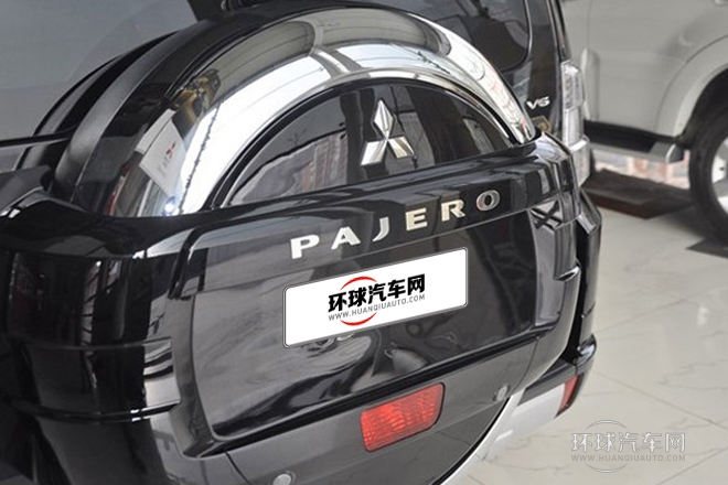 2012款 3.8L 尊貴版