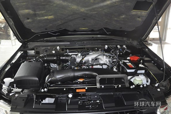 2012款 3.8L 尊貴版