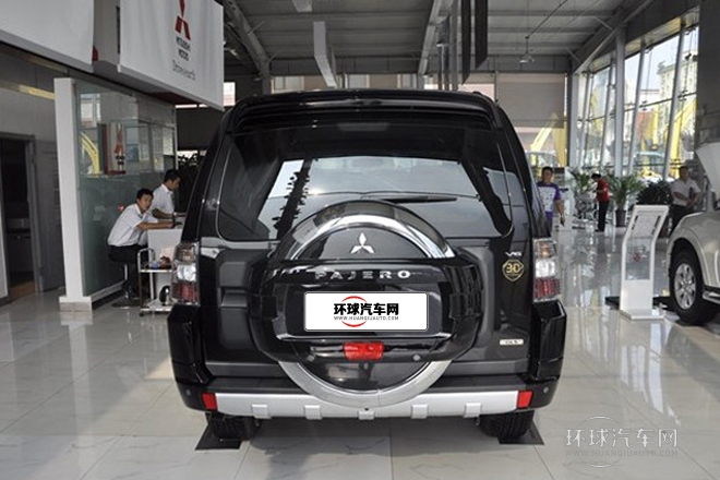 2012款 3.8L 尊貴版