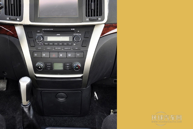 2011款 2.0T祥和 汽油豪華版