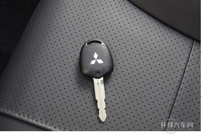 2011款 3.0L 運動導航版